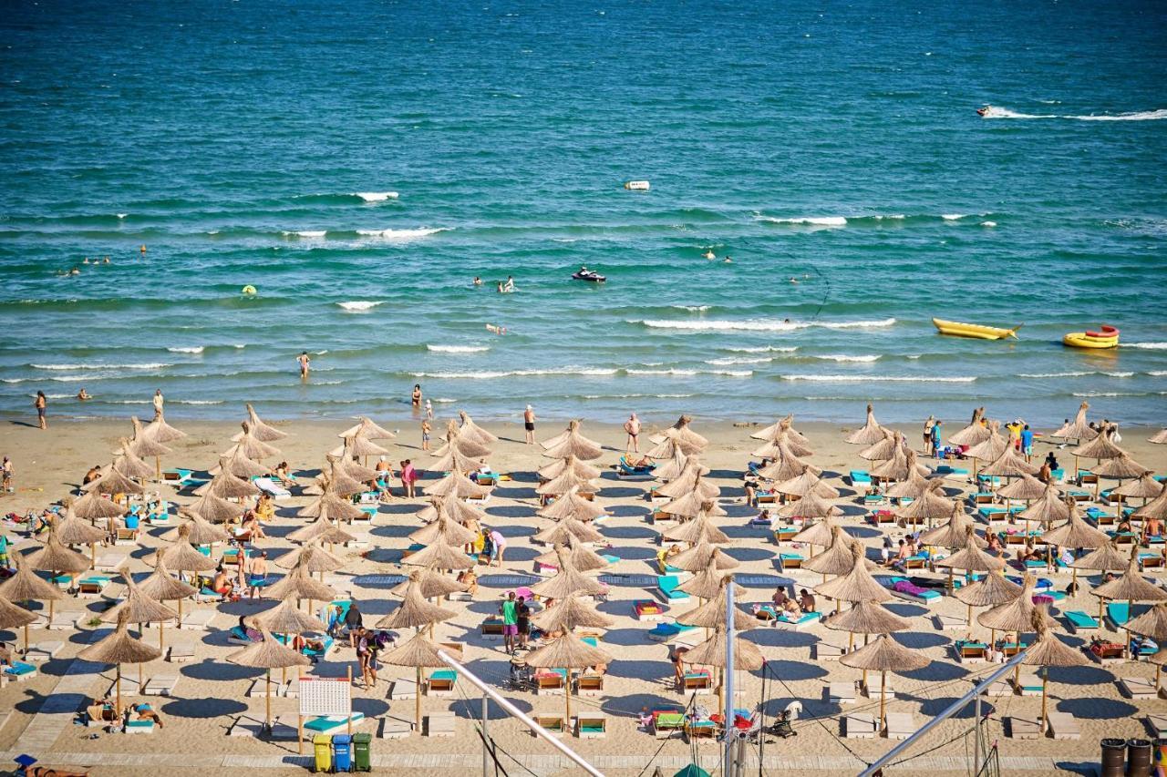 Orange Summer Apartment Spa Pools Beach Resort Mamaia Ngoại thất bức ảnh